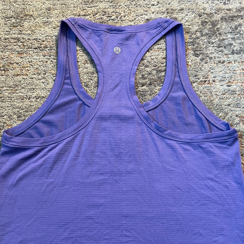 NWOT lululemon Swiftly Tech Razorback Tank Top Size 6